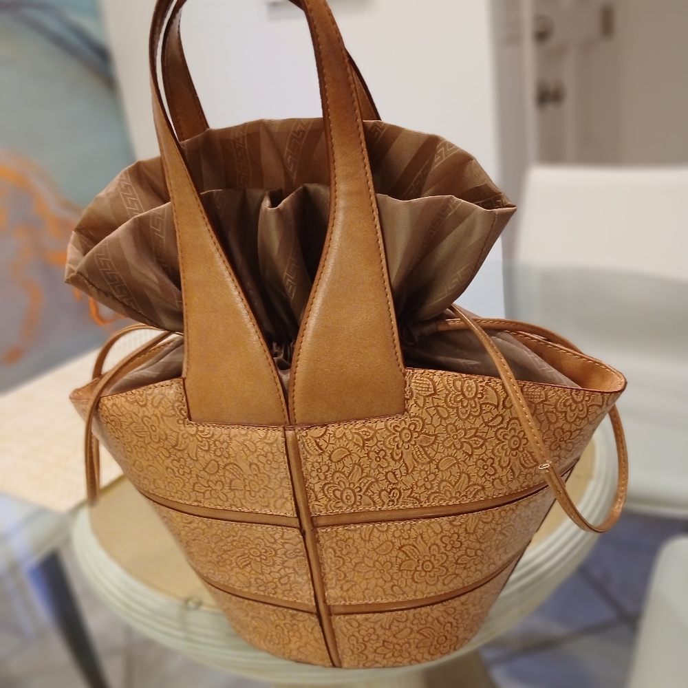 Womans Purse